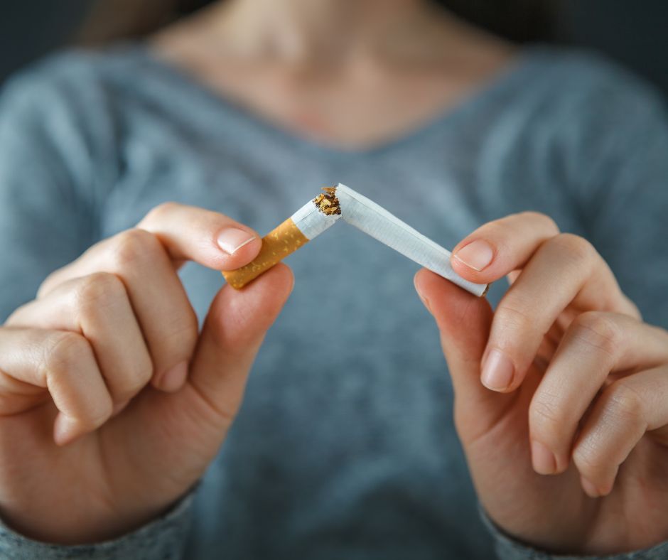 You are currently viewing Does Smoking Cessation Help Patients With Lung Cancer Live Longer?